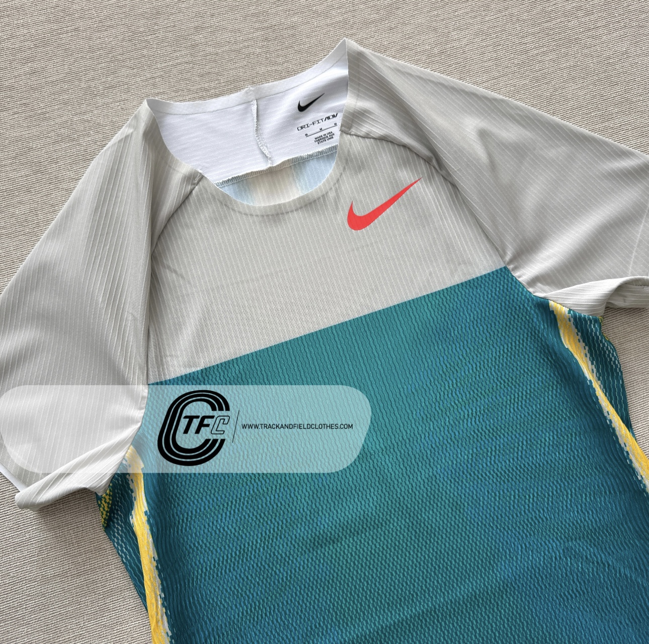 Nike 2025 Pro Elite Team Competition T-Shirt - Aussie Edition FZ6886-441