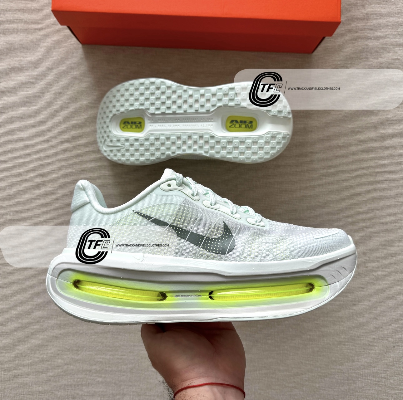 Nike Vomero Premium HQ2050-300